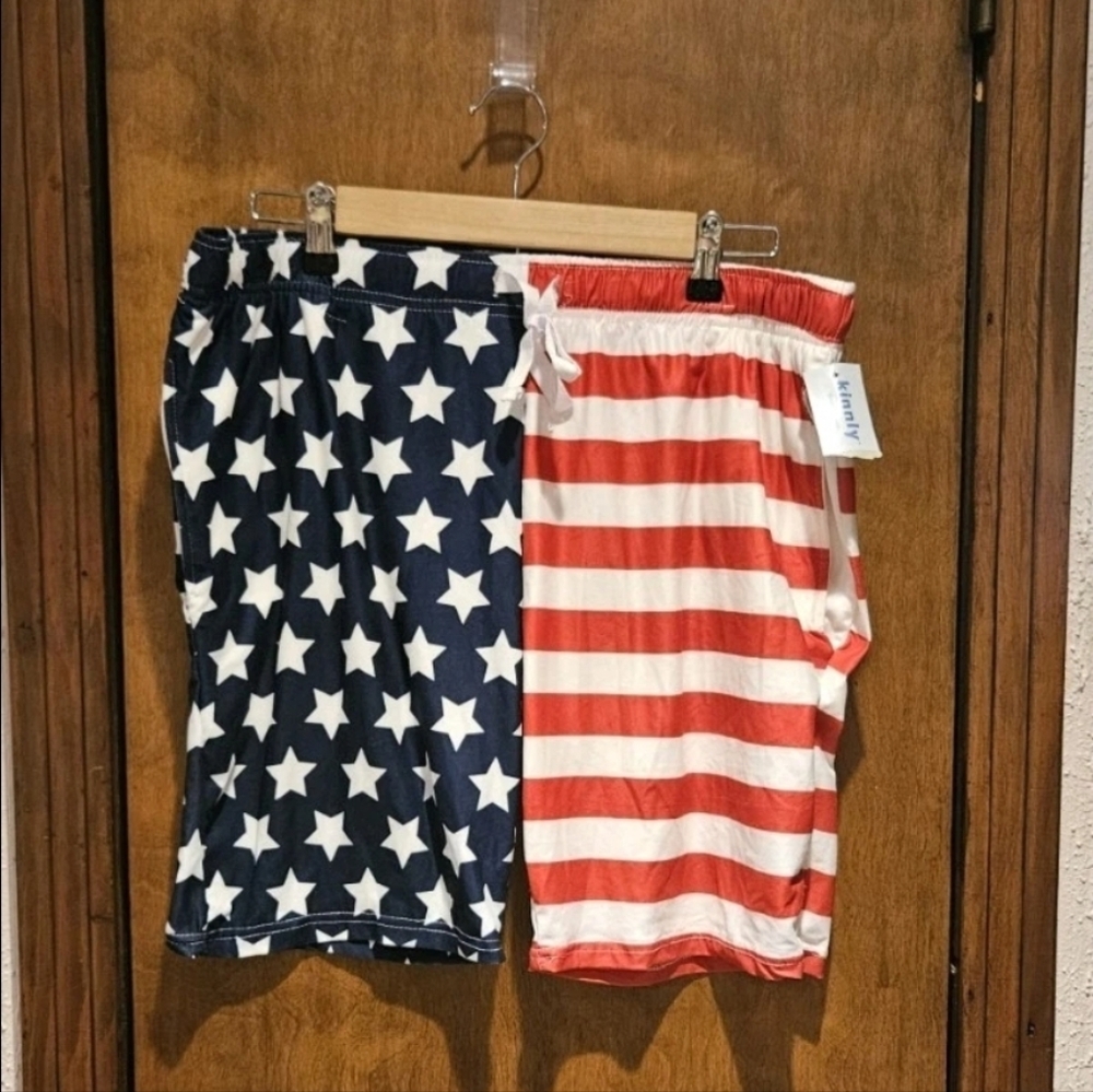 Kinnly Brand Mens Flag/Patriotic/USA Shorts/PJ Shorts With Pockets Size Large